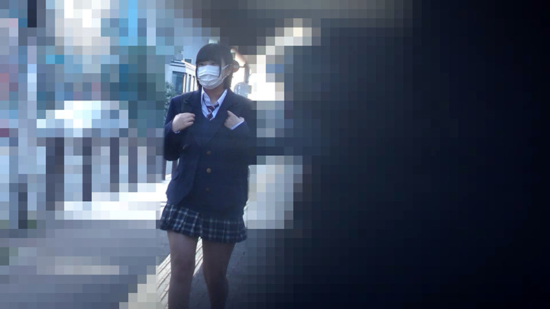 【h_1580kamioch00013】電車で痴漢中出しレイプされる制服女子高生のエロ画像1